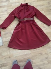 Elegantes Kleid Gr 42 Neu!