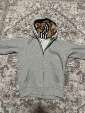 Grau Burberry Jacke Unisex