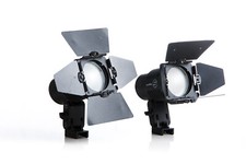 2x  SACHTLER Reporter 75 H Kopflicht mit 4-Flügeltor