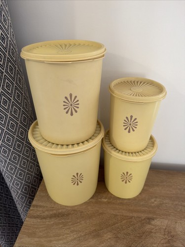 Vintage tupperware set - vintage,