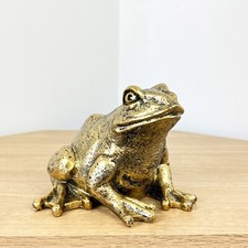 Goldfroschornament Statue