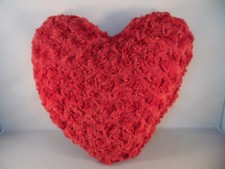 Kissen in Herzform Rosen Herz Kuschelkissen Sofakissen Geschenk Valentinstag Neu