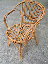 Eleganter kleiner Rattansessel (für Jugendliche oder Kinder)