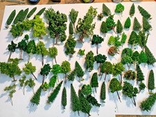 Spur H0 1:87 Konvolut, Bäume Sträucher usw. Set C