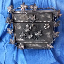 Briefkasten aus Schmiedeeisen Antik mit Zeitungsrolle Gold Farbe  Handmade 