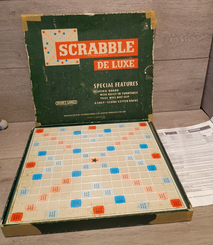 Scrabble deluxe brettspiel - scrabble,