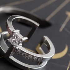 Paul Valentine Ring verstellbar Silber – Zirkonia & H-Design, nie getragen