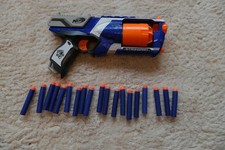 Nerf Strongarm Blau Elite N-Strike Kinder Darts Hasbro + vielen Pfeilen Blaster
