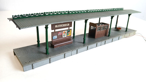 Bahnsteig dach treppe - -,