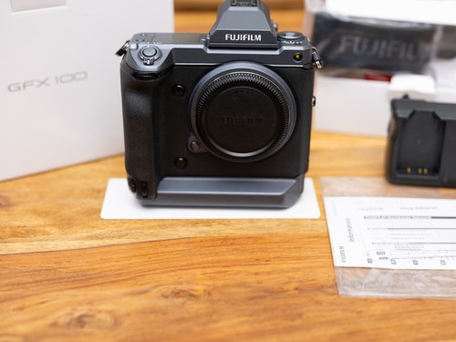 Fujifilm fuji gfx - ,