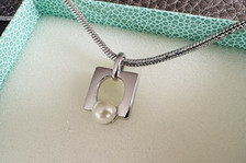 Pierre Lang Perle Anhänger RH Ohrringe