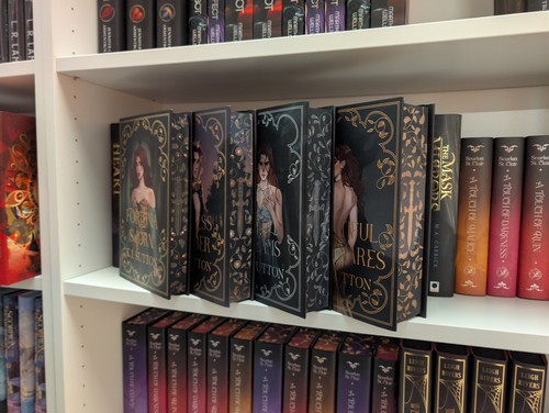 Fairyloot signed exclusive - fairyloot,