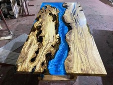 Handgefertigter blauer