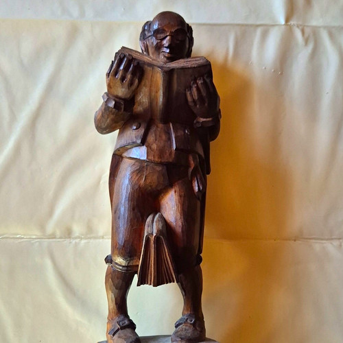 Handgeschnitzte holzfigur mann - holzfigur,