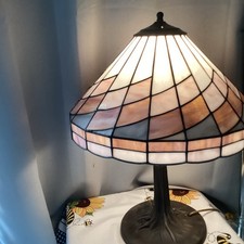 tiffany lampe, B Vom Schirm ca. 45 cm, H ca. 55 cm