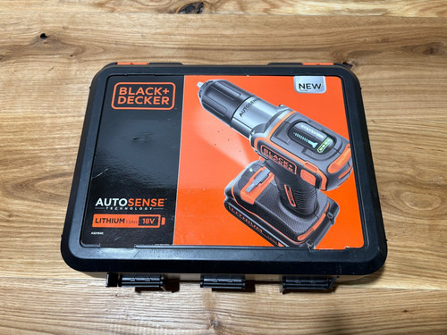 Black decker 18v 5 ah - +,