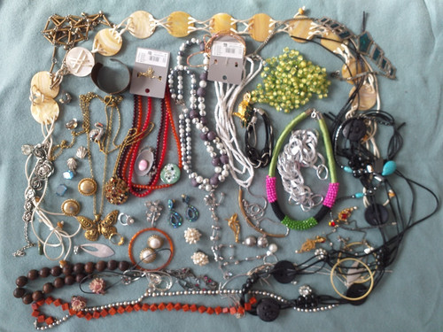 Modeschmuck konvolut - -,