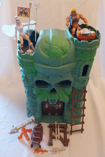 Castle grayskull masters of - castle,