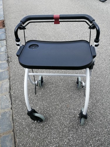 Indoor rollator roomba - indoor,
