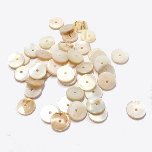 Perlen aus muscheln scheiben - perlen,