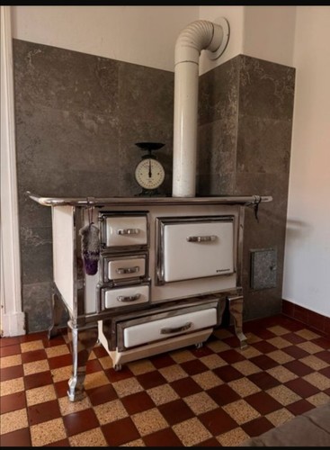 Wunderschöner alter antiker