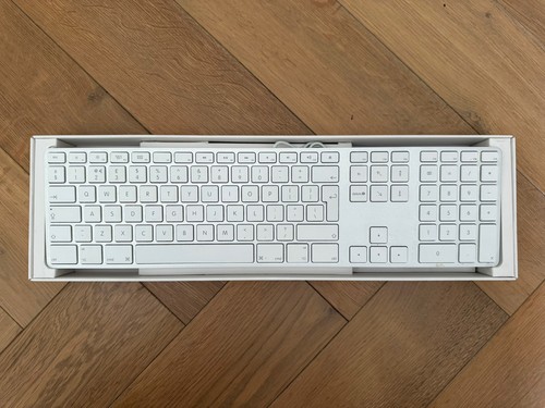 Apple keyboard a1243 uk - apple,
