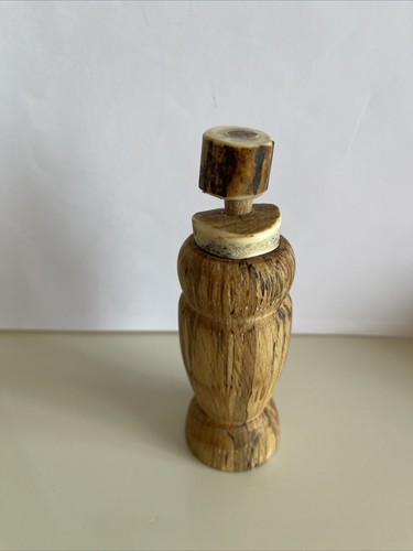Schnupftabakdose aus holz - aus,