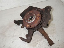 Achsschenkel links vorn mit Radnabe, Sattelträger, ABS-Ring und Sensor  POLO