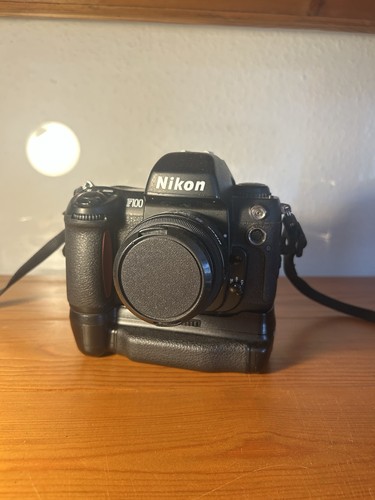 Nikon f100 analoge - analoge, slr