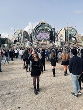 SUCHEN: 2x Tomorrowland 1