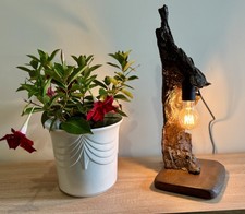 Handgefertigte Tischlampe Aus Treibholz. 