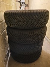 neuwertige Ganzjahresreifen (1 Monat gefahren; ca. 500 Km) inkl. Stahlfelgen