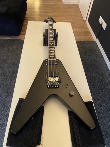 Richie faulkner flying - richie,