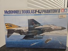 1/32 Tamiya #60306 F-4J