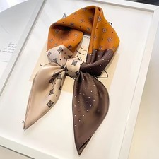 Elegantes Seidentuch, Stola