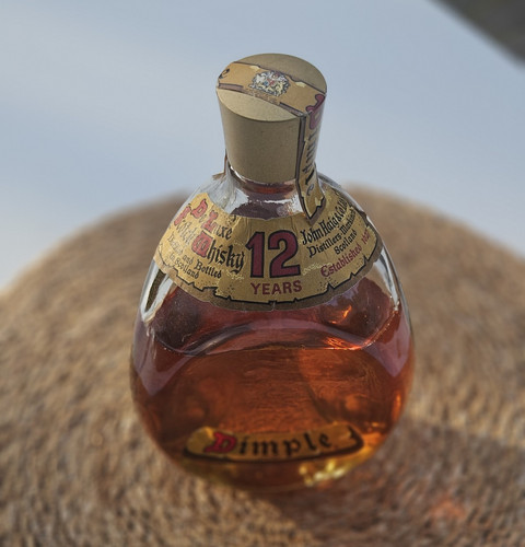 Dimple luxe scotch - luxe, whisky