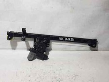 1368921080 FRONT RIGHT WINDOW