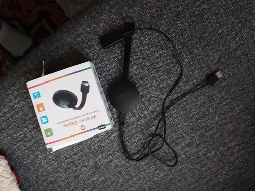Wireless display adapter - wireless,