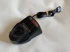 Bosch AL1115CV Akkuladegerät