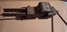 DRGM Schraubstock No 7580