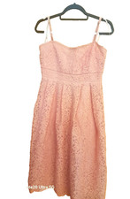 Boohoo Spitzenkleid Größe 38 – Helles Apricot, Elegant & Feminin (gebraucht)