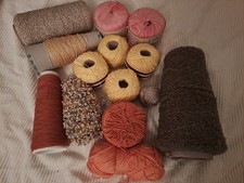 Wollreste Konvolut verschiedene Materialien