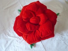 Bretz  Kissen Samt als Rose gestaltet