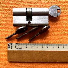 ?Türschloß/ Schließzylinder für Tür, 60mm Standart,mit 4 Schlüsseln, günstig!?