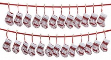 Adventskalender Söckchen mit Rentiermuster - Girlande zum Befüllen