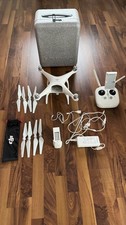 DJI Phantom 4 Drohne