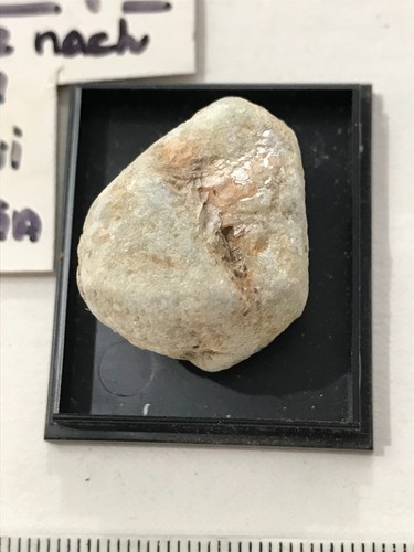 Mineralien besonderheit - mm,