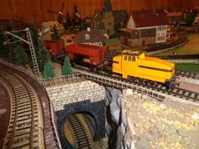 Märklin Konvolut - Güterzug Diesellok DHG 500 + 4 Güterwagen - ANALOG T91