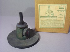 In OVP 1943 Granatwerfer Bausatz 2. Weltkrieg, ohne Munition, Orig. Bauschachtel