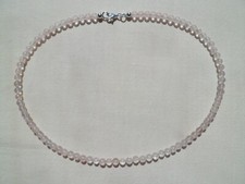 Schöne Halskette mit Rosenquarz, 4 mm Kugel, 40 - 47,5 cm, 925 Silber